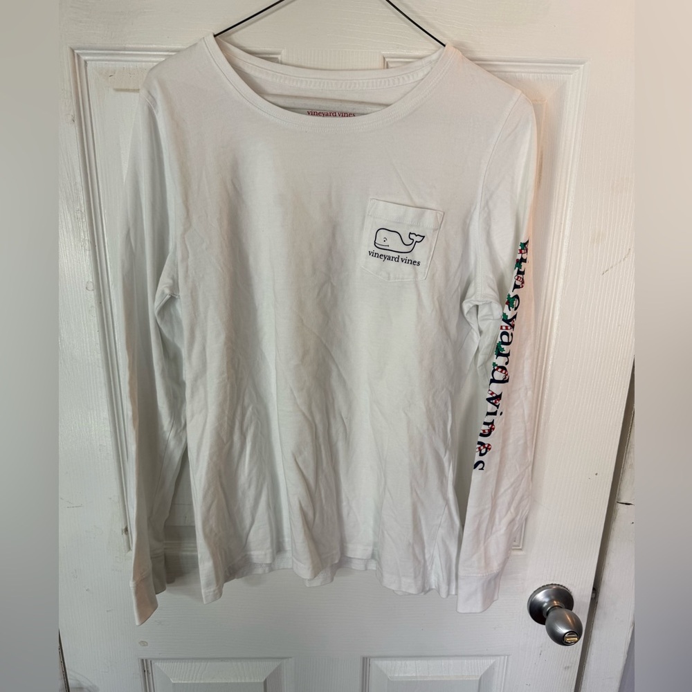 Vineyard vines, holiday candy cane long sleeve tee, size medium